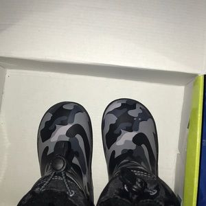 Super cute snow boots ❄️